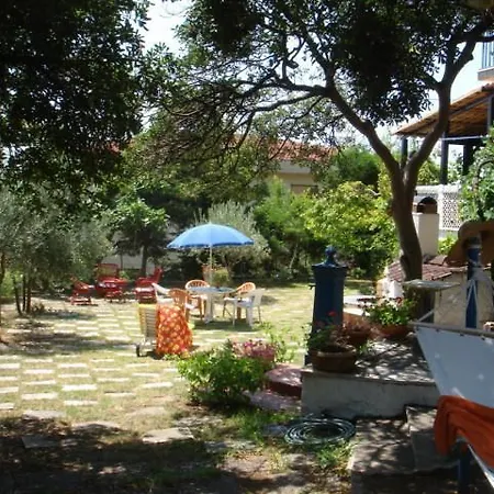 Villa Lopez Giardino Tropicale